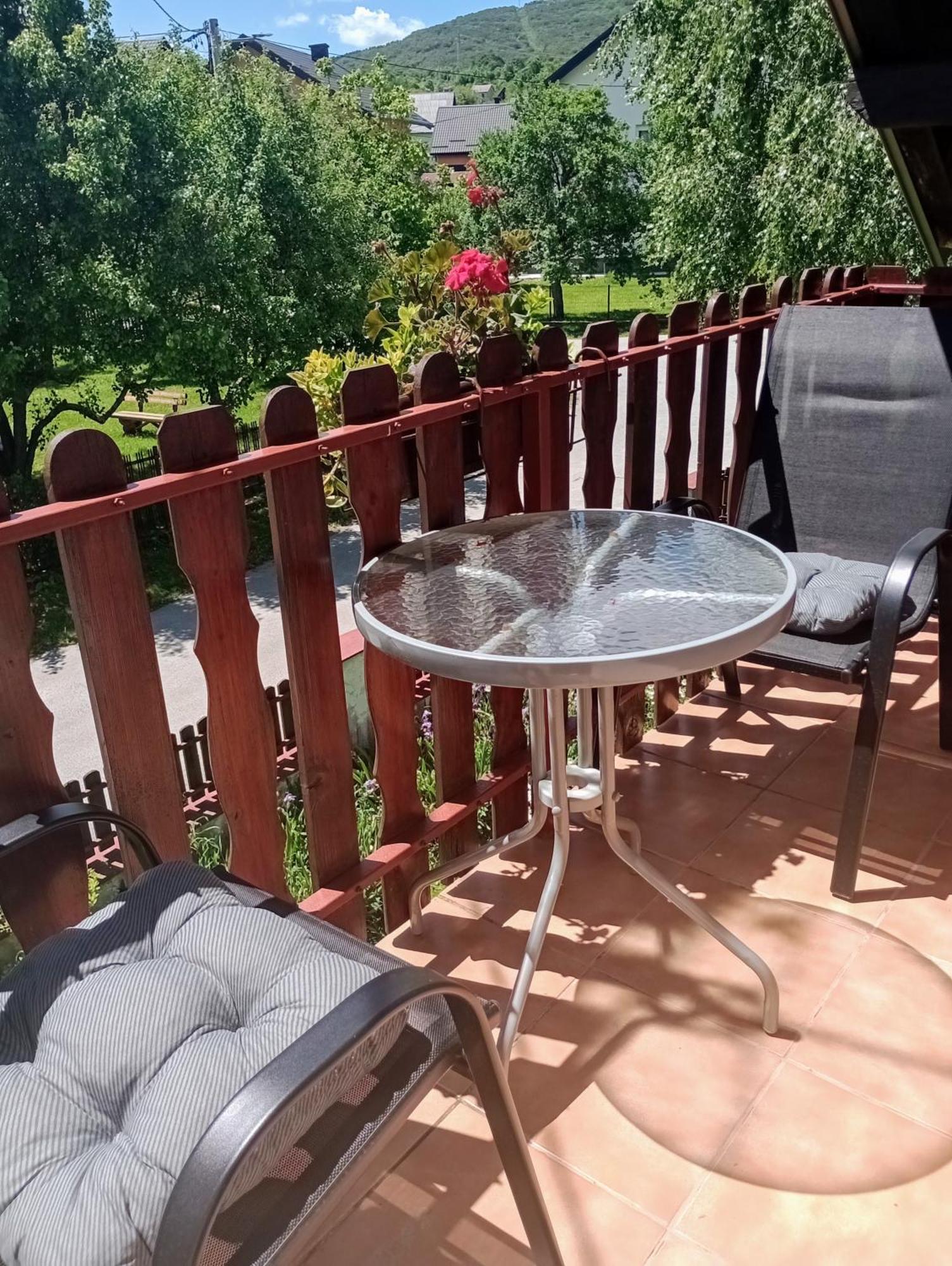 Holiday Home Nena Korenica Zewnętrze zdjęcie
